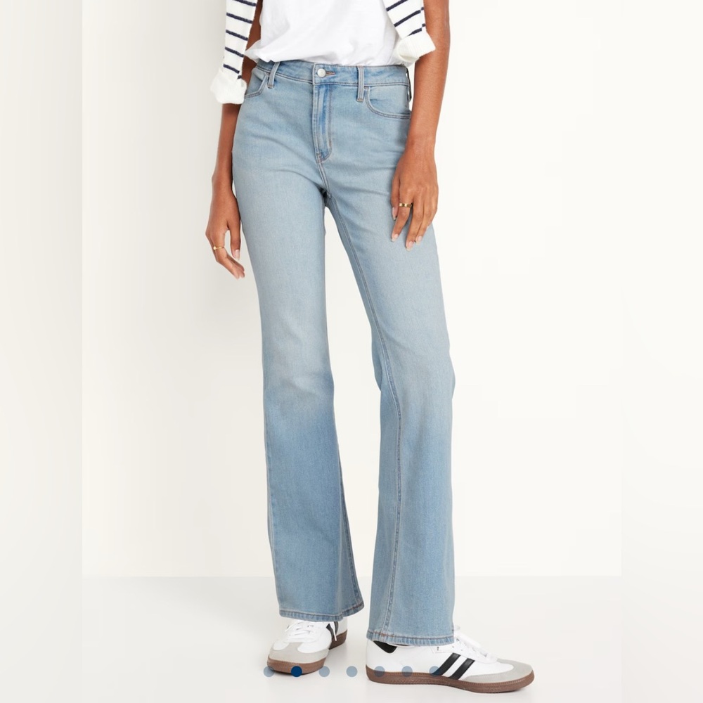 Old Navy Women Wow Flare Jeans 16 Short High Rise Stretch Light Wash Denim New